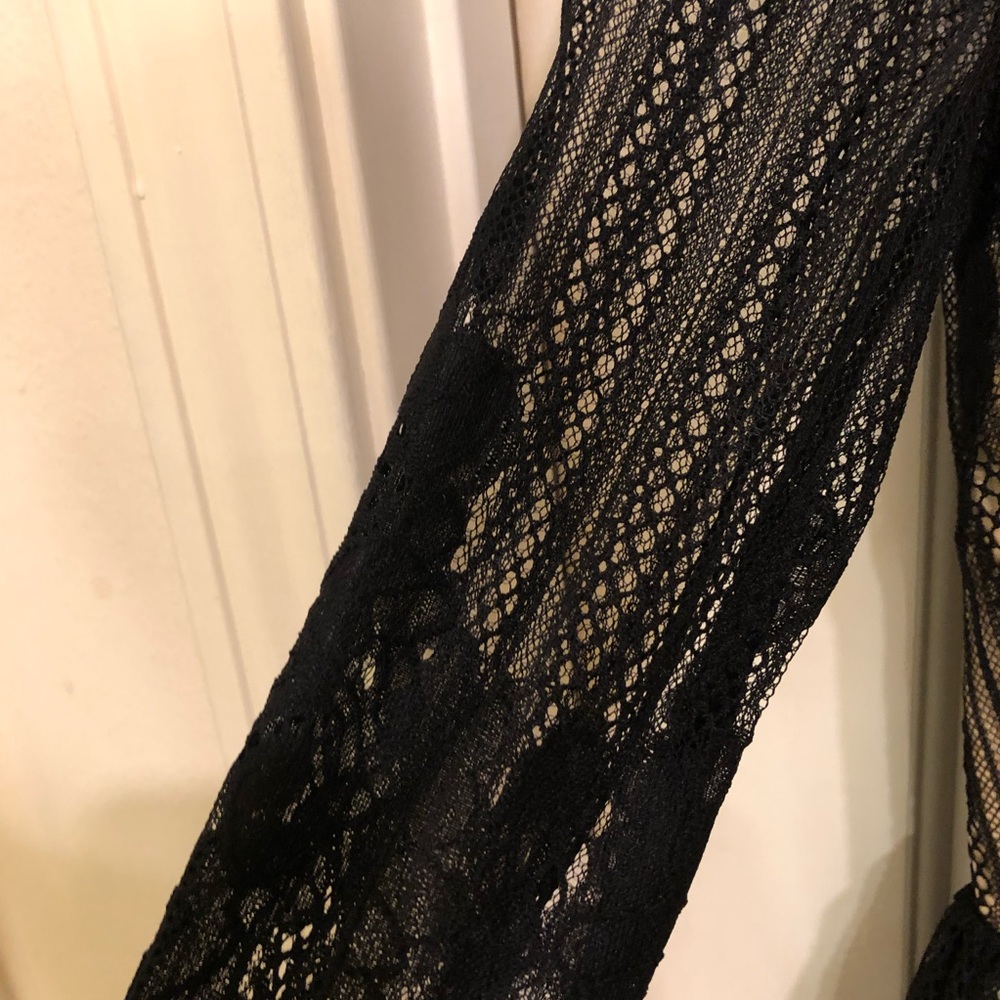Kevin Howard Marque elegant evening dress, Size 2. - Picture 3 of 8